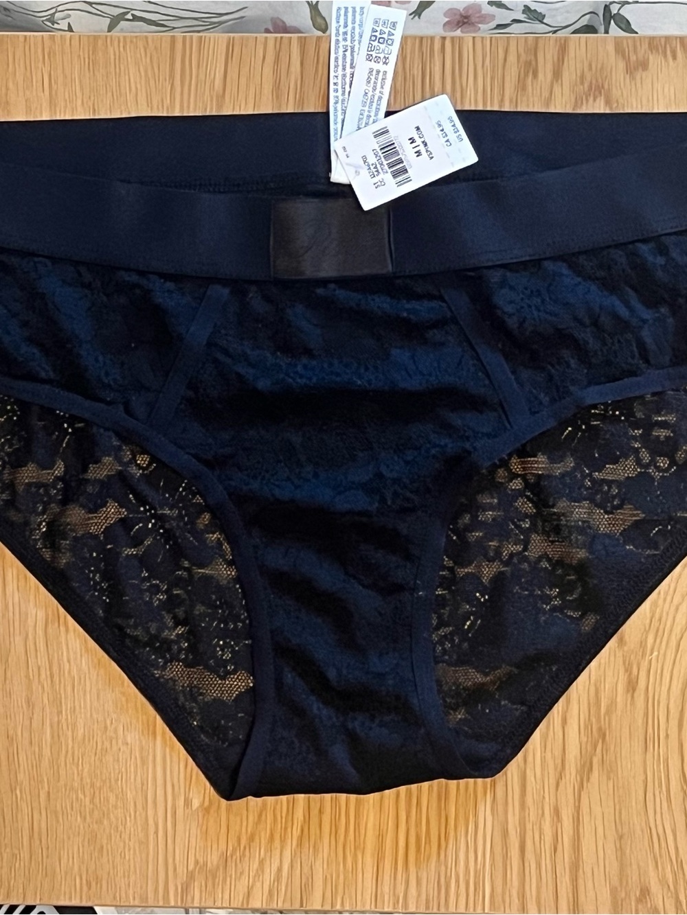 👙 3/18 PINK Victoria's Secret Black Lace Bikini Panty
